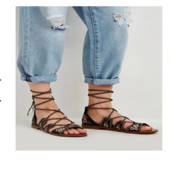 FOREVER 21 | Embroidered Lace Up Sandals - Picture 1 of 9